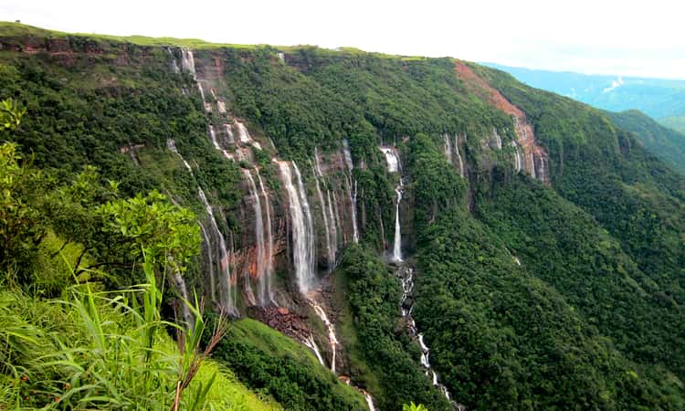 Nohsngithiang Falls Cherrapunji (Seven Sisters waterfalls), Meghalaya Nohsngithiang Falls Cherrapunji (Seven Sisters waterfalls), Meghalaya