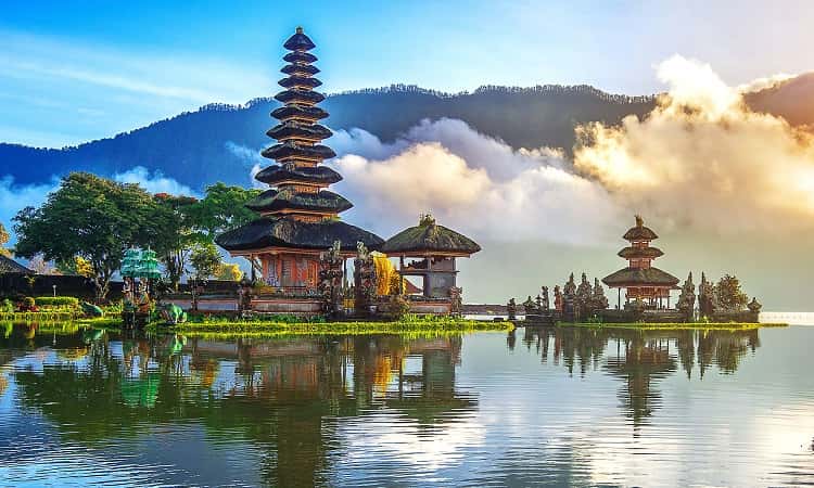 Things to Do In Bali and Jaw-Dropping Places to Visit – Comprehensive Travel Guide Things to Do In Bali and Jaw-Dropping Places to Visit – Comprehensive Travel Guide