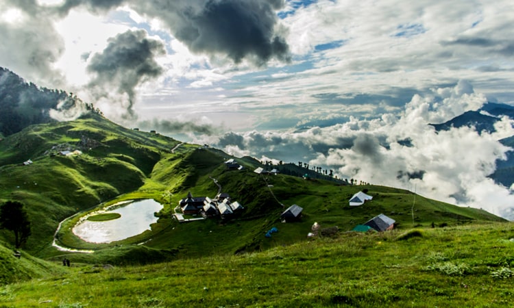 Prashar Lake