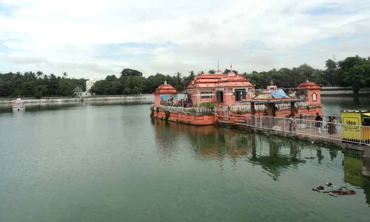 Narendra Tank